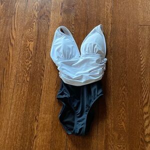 Ingear Colorblock One Piece Swimsuit Black White Ruched Plunge Swimwear SIZE L